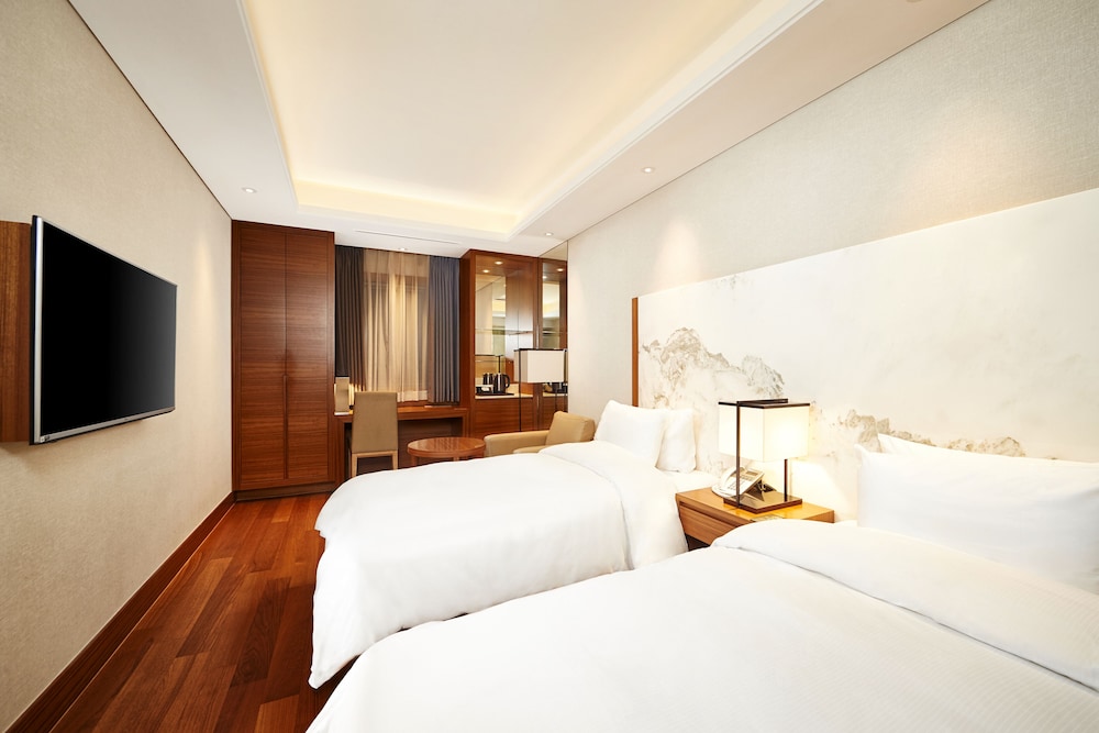Arban Hotel 16/67