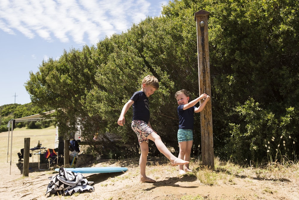 SURFSIDE HOLIDAY PARK 44/50