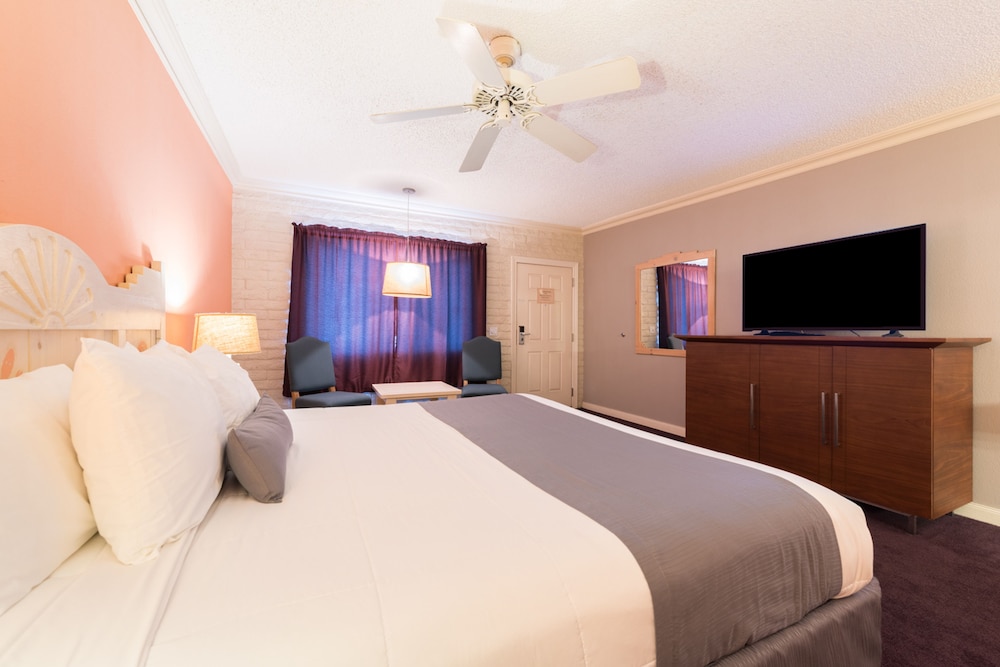 Sedona Motel 23/64