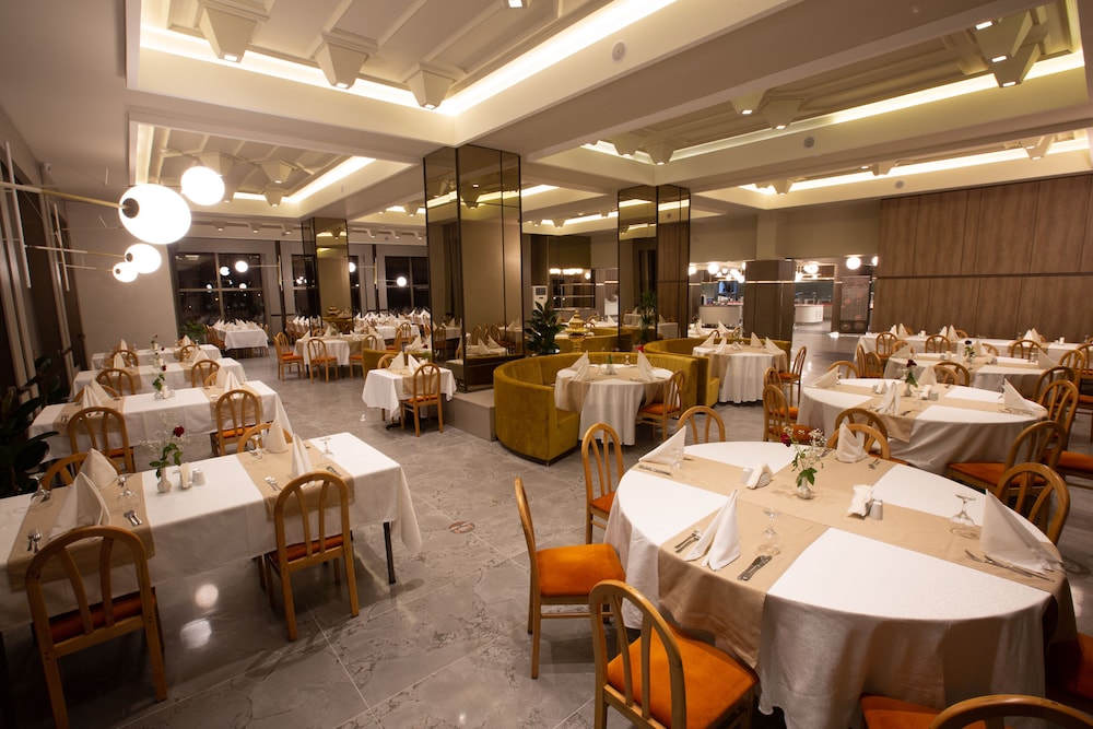 Hotel Mustafa 29/42