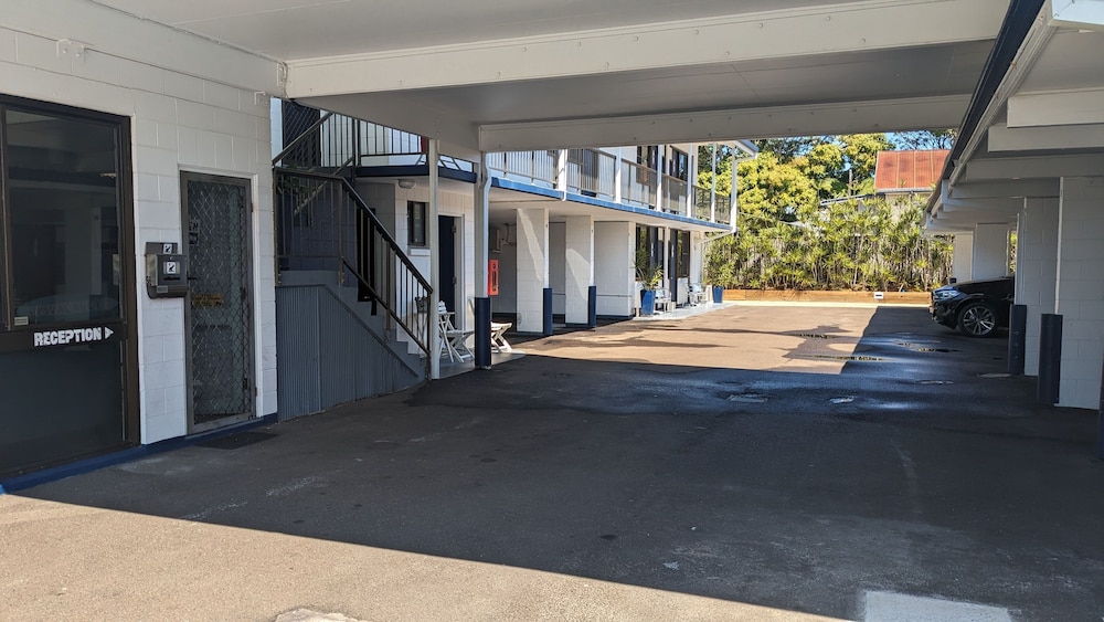 Moffat Beach Motel 42/62