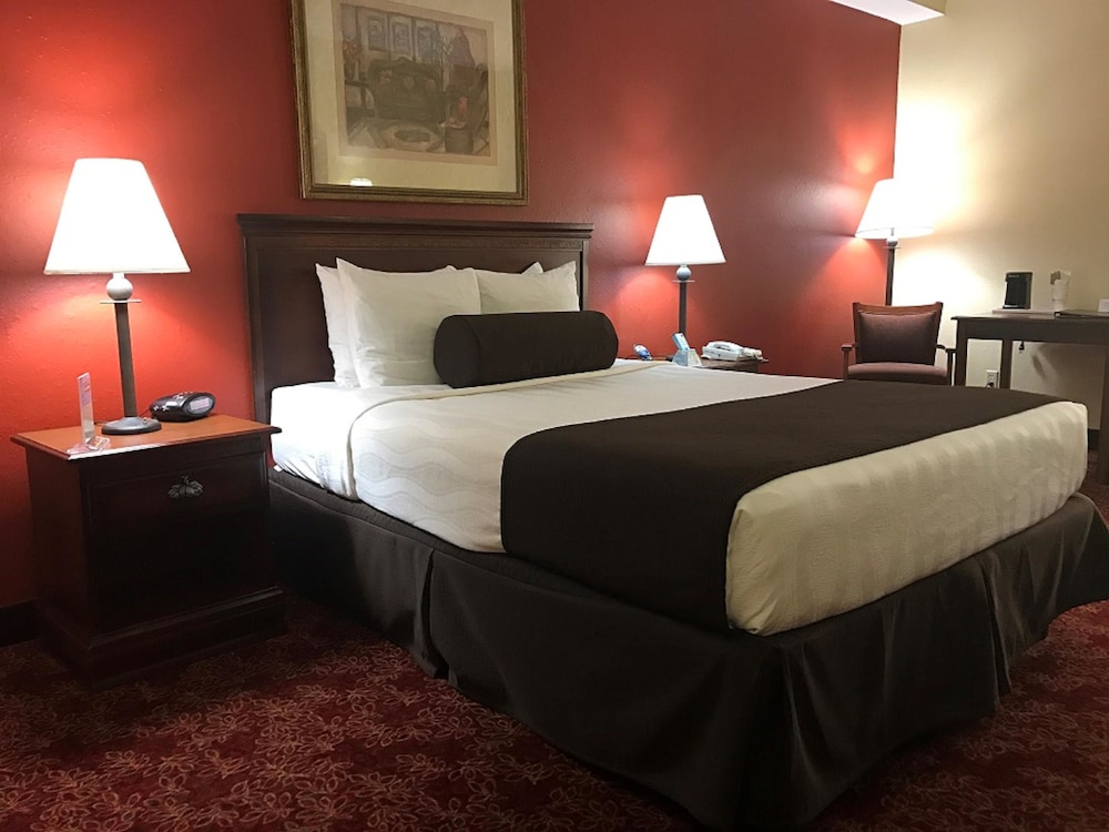 Best Western Fort Lauderdale Airport/Cruise Port 11/26