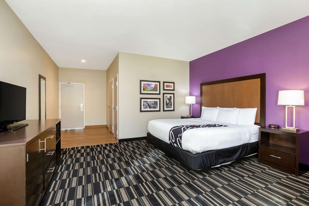 La Quinta Inn & Suites By Wyndham Cedar City 6/25