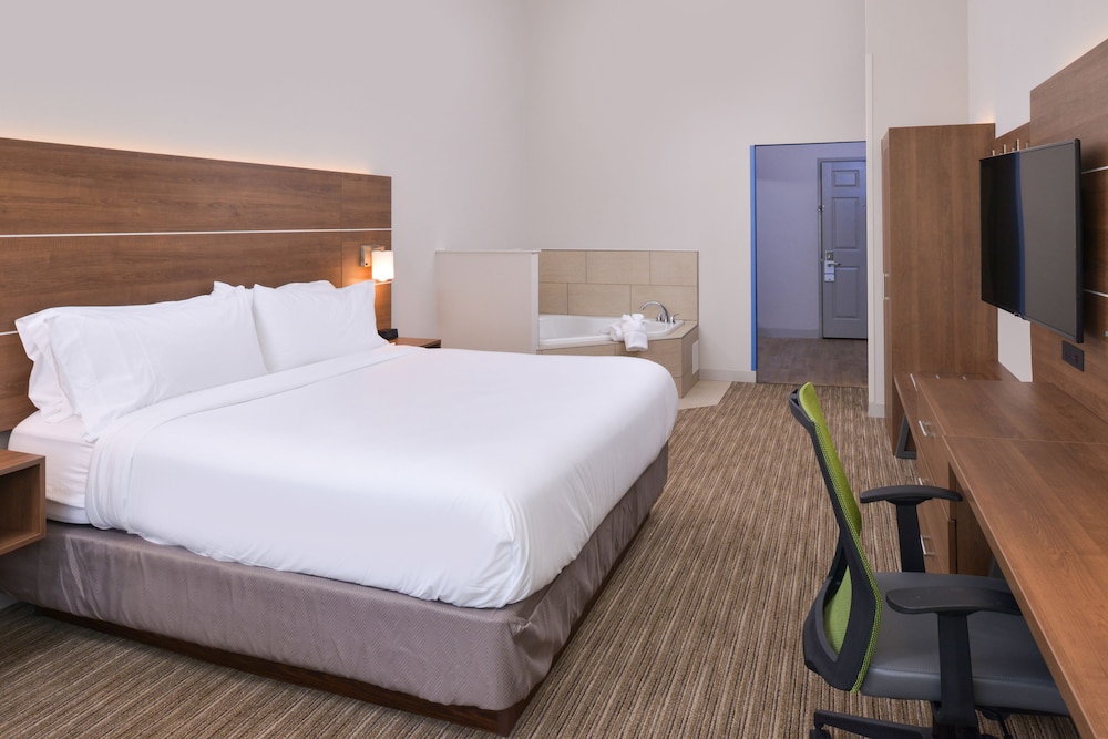 Holiday Inn Express And Suites Omaha 120th And Maple 15/56