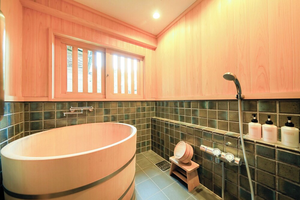 ARAI RYOKAN 47/50