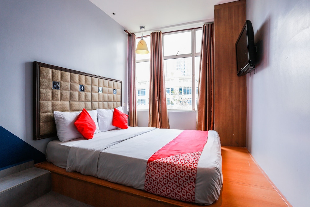 OYO 90894 Hotel Smc I-city 30/54