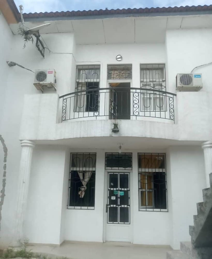 Villa Résidence Séjours & Affaires 2/50