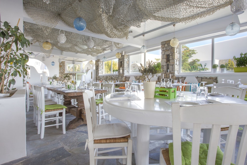 Bellissimo Resort 38/49