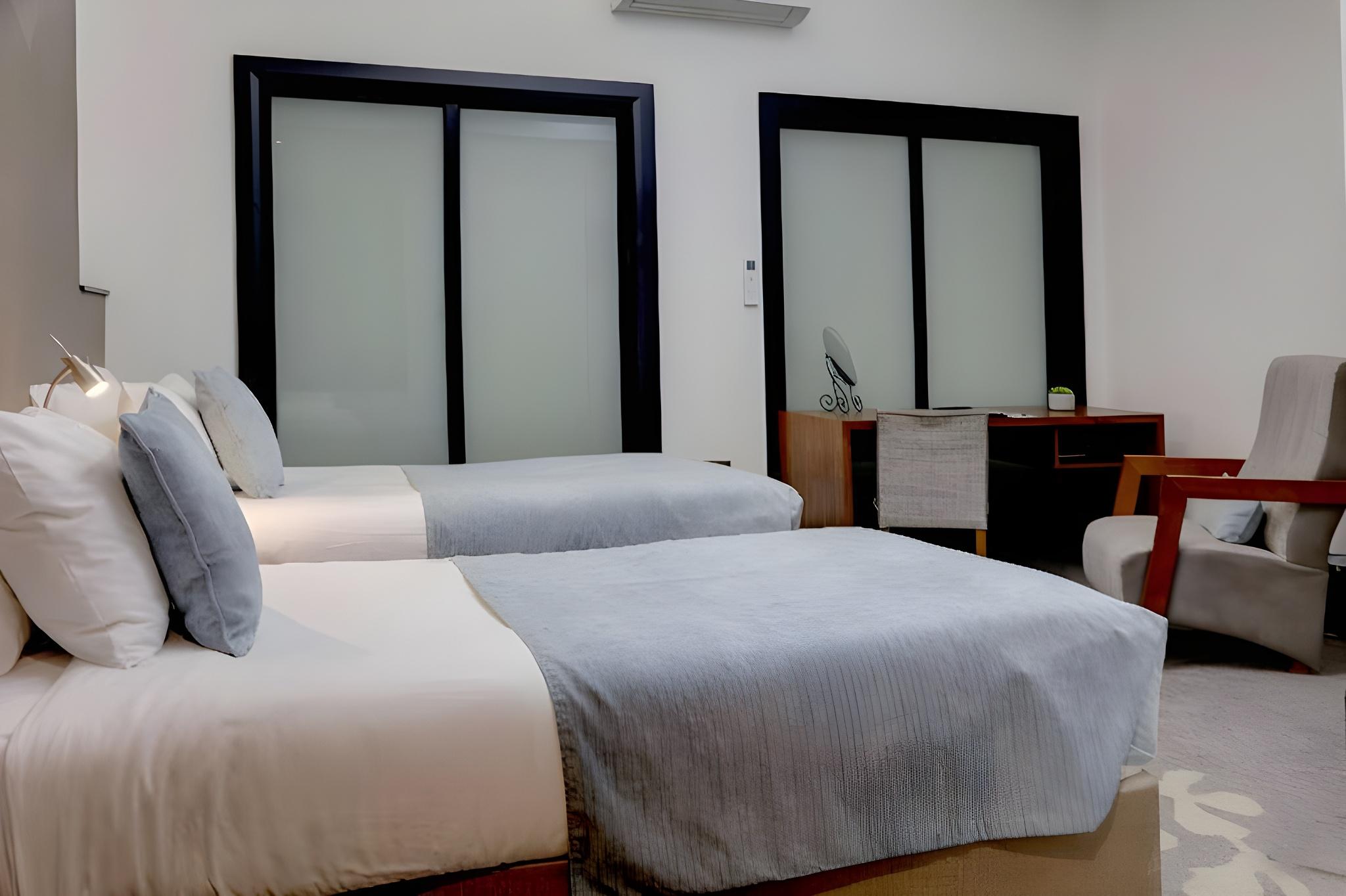 Room, Twin Beds, No Window
