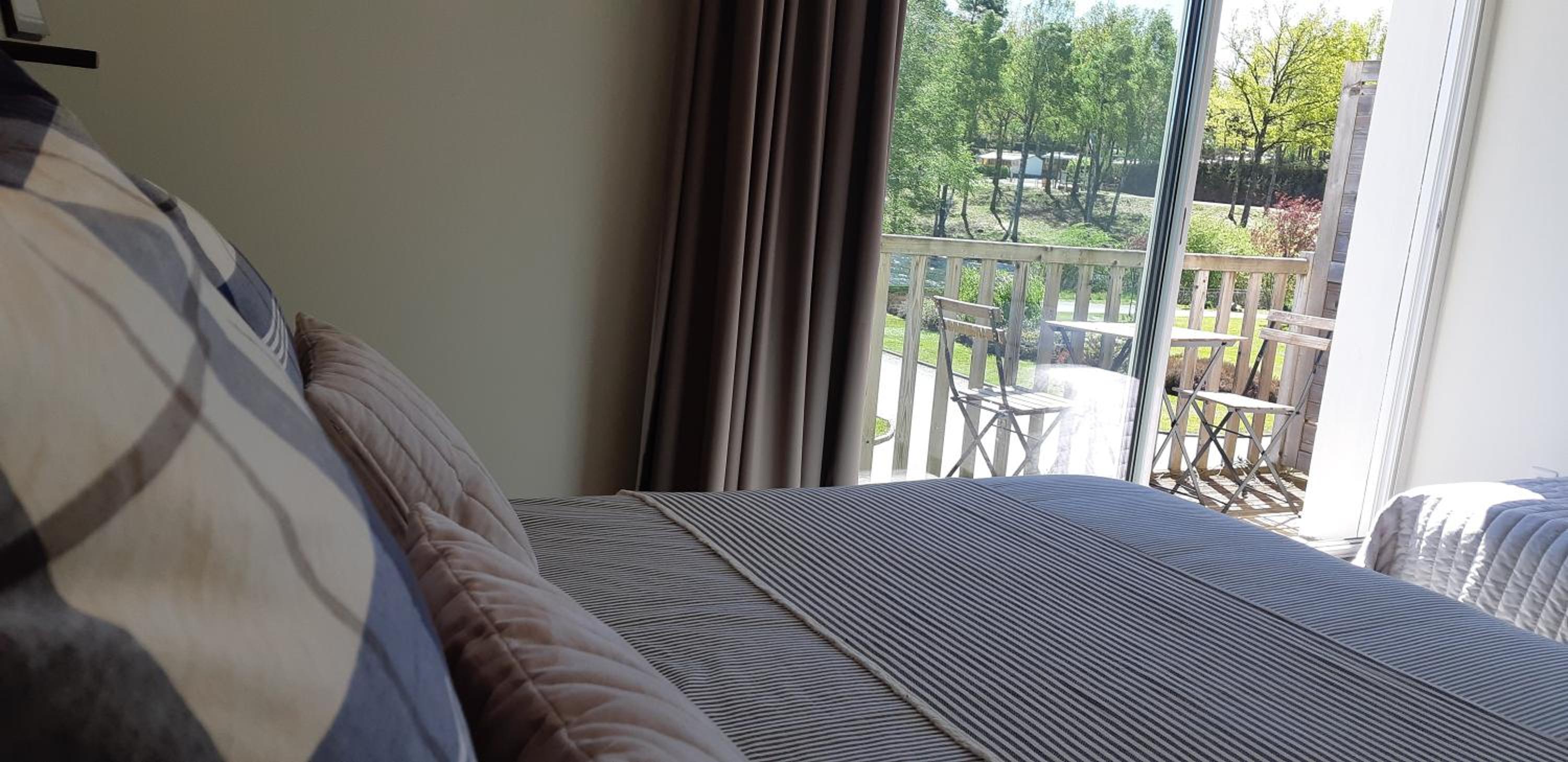 غرفة ثلاثية