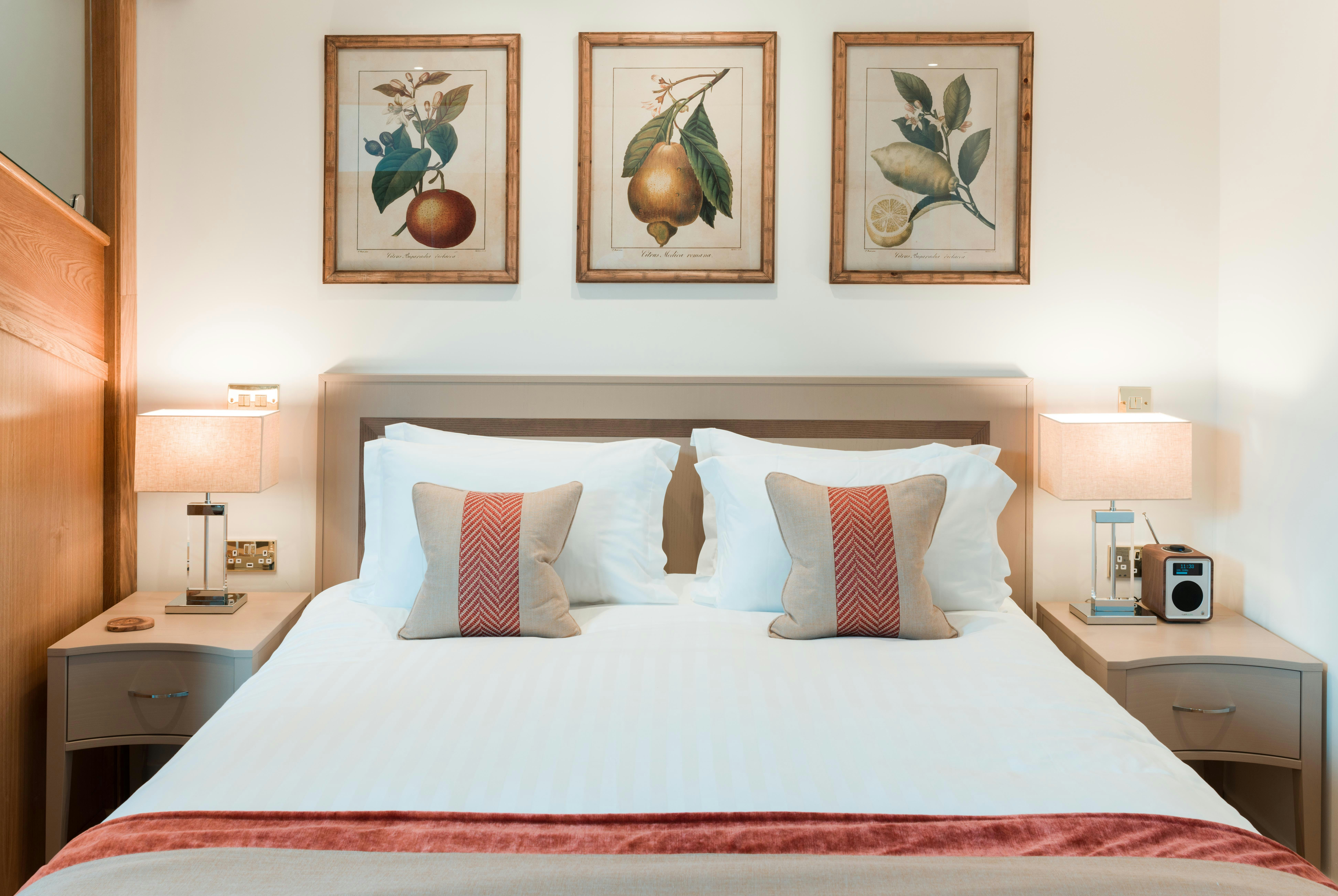 The Montagu Arms Hotel 6/36