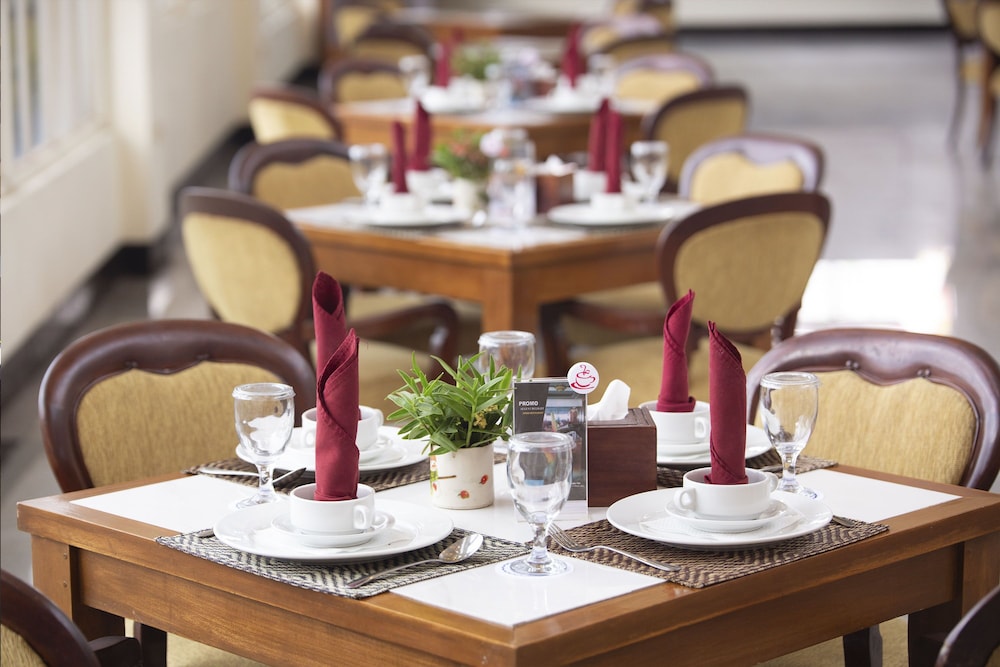 Royal Tretes View Hotel Convention 38/58