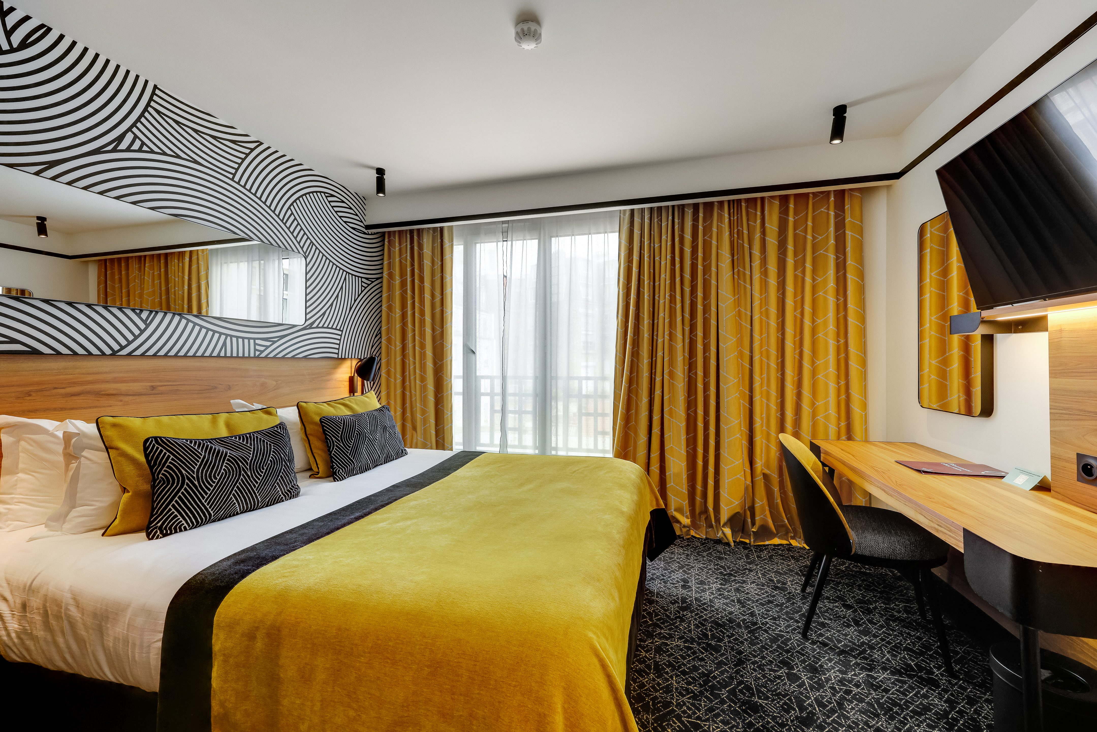 Premium, Double Bed