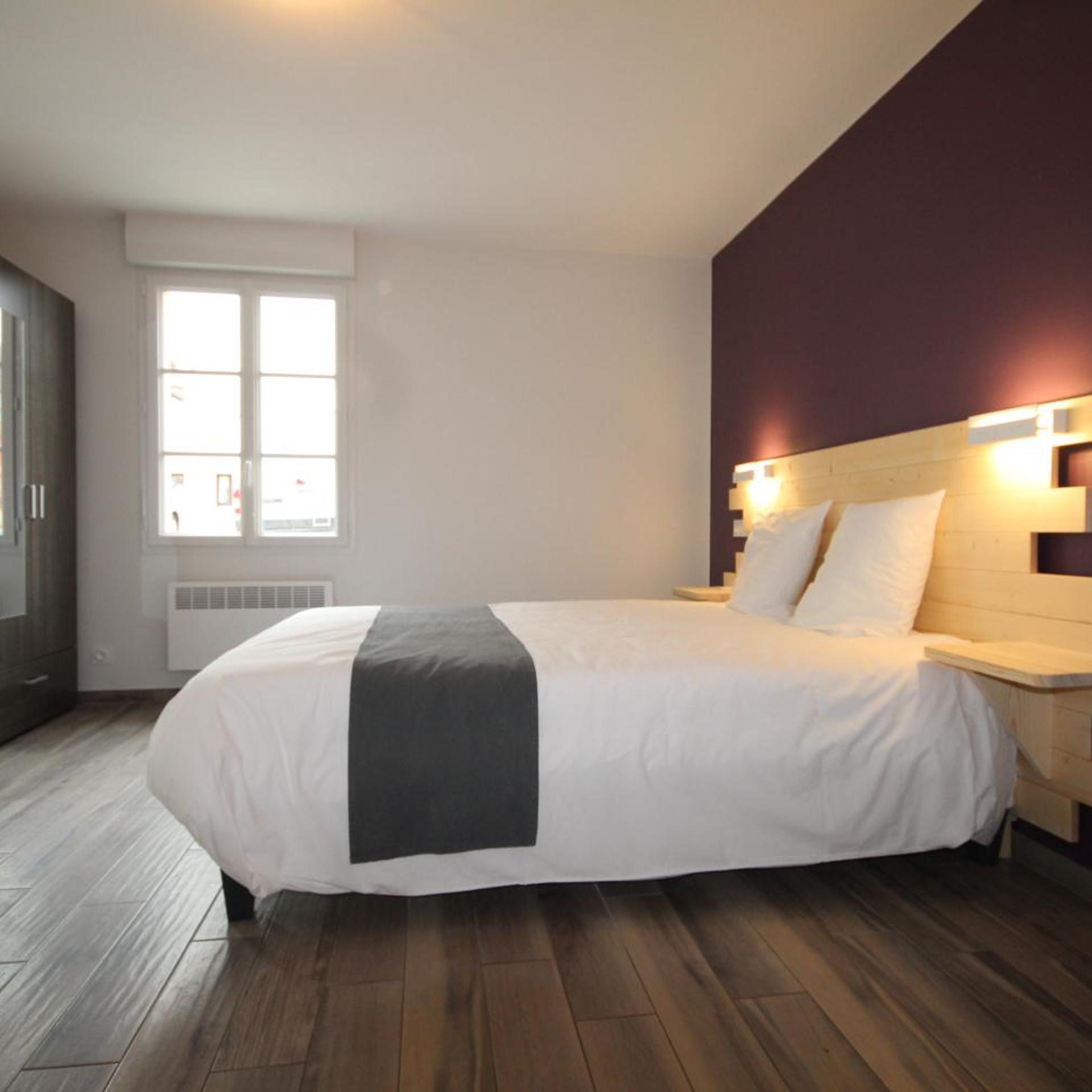 AUBERGE DE LA CLOCHE 3/22