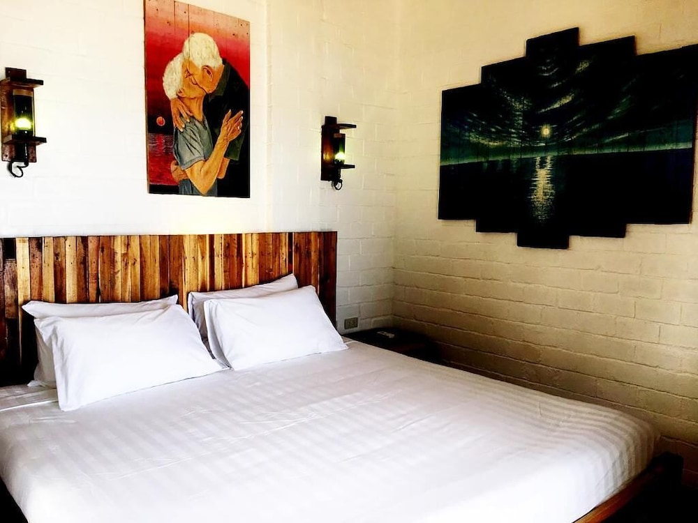 Suites By Eco Hotel el Nido 24/67