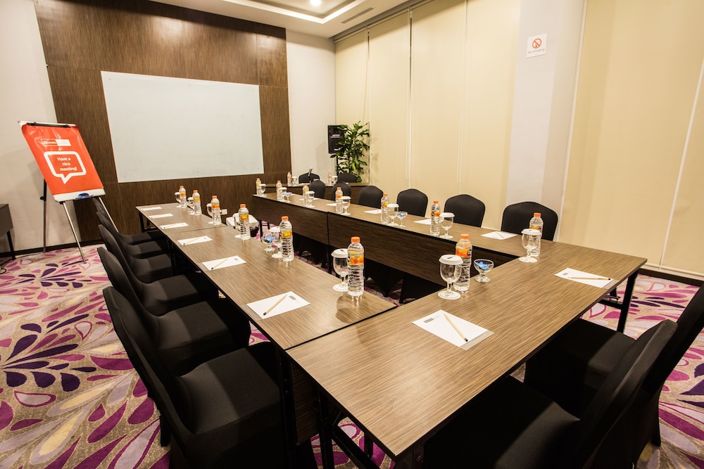Bigland Sentul Hotel and Convention (ex Olympic Renotel Sentul) 39/50