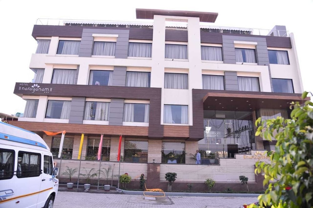 Hotel Narayanam 2/50