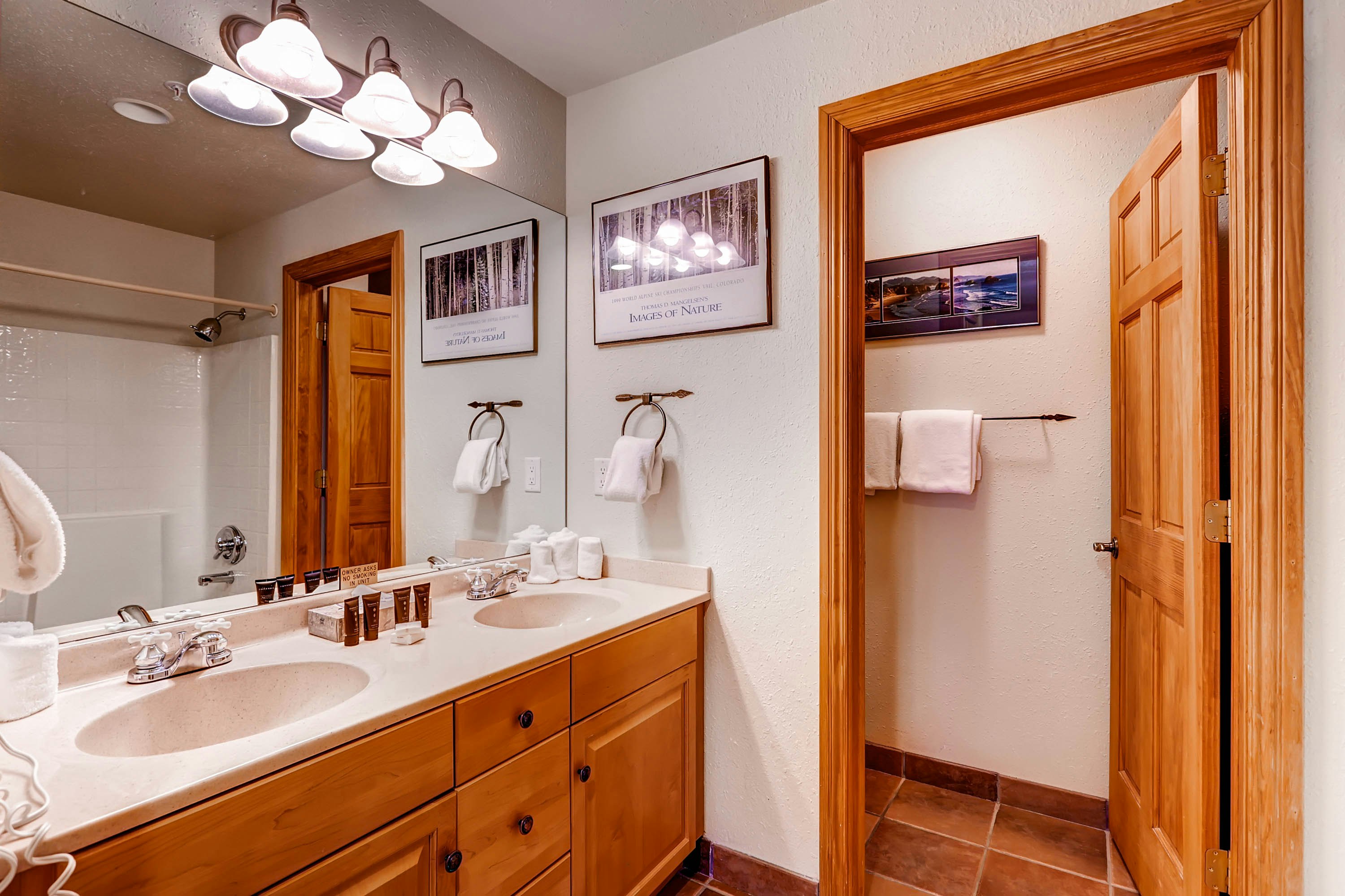 Gateway Mountain Lodge 68/75