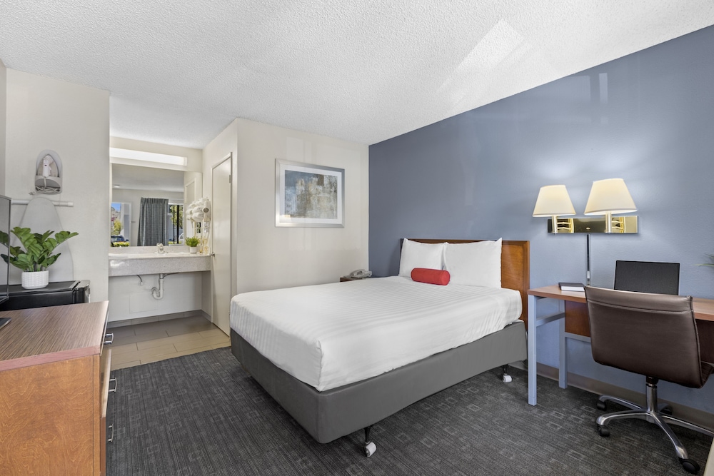 Good Nite Inn Calabasas 22/29