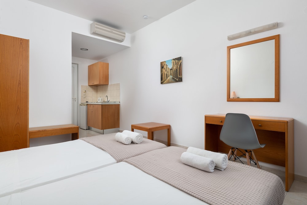 Lindos Nest Hotel 38/74