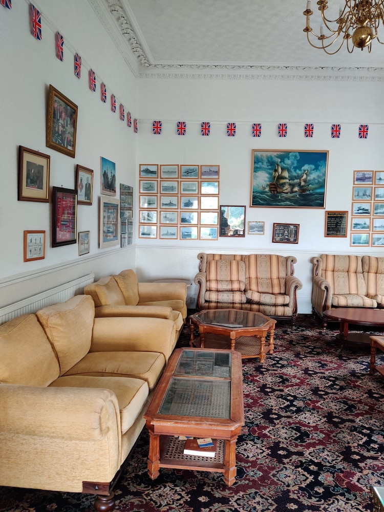 Inglewood Palm Hotel, Abbey Sands Torquay 31/32