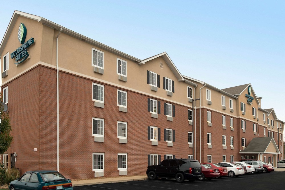 WoodSpring Suites St. Louis Arnold 3/35