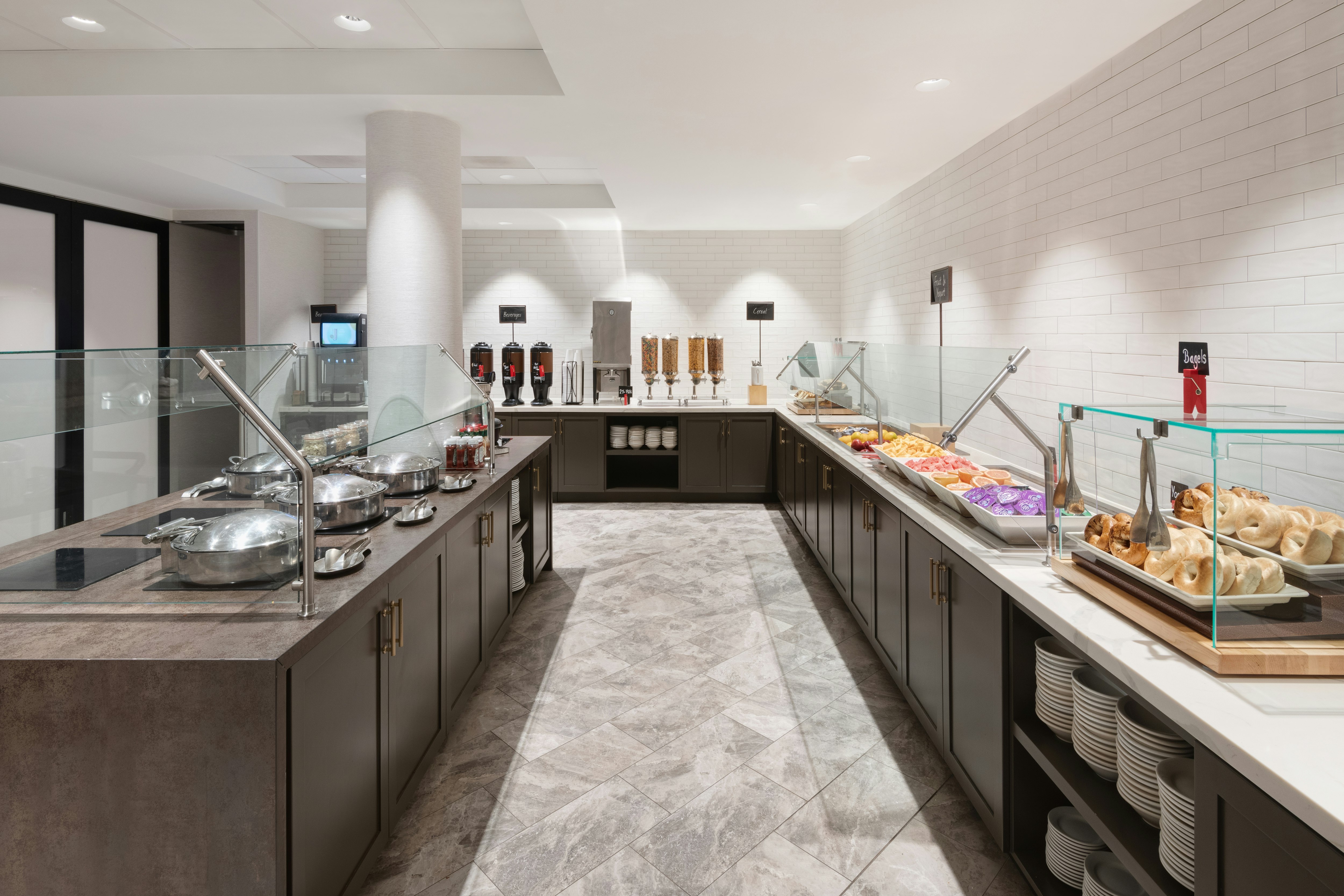 Embassy Suites Tysons Corner 22/44