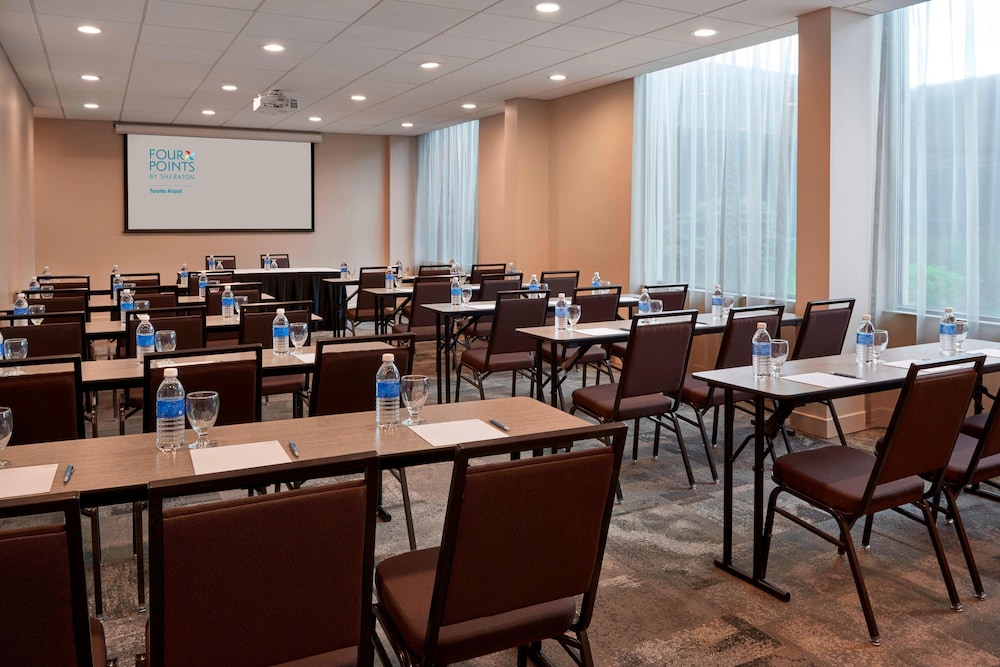 Four Points By Sheraton Toronto Airport 48/50