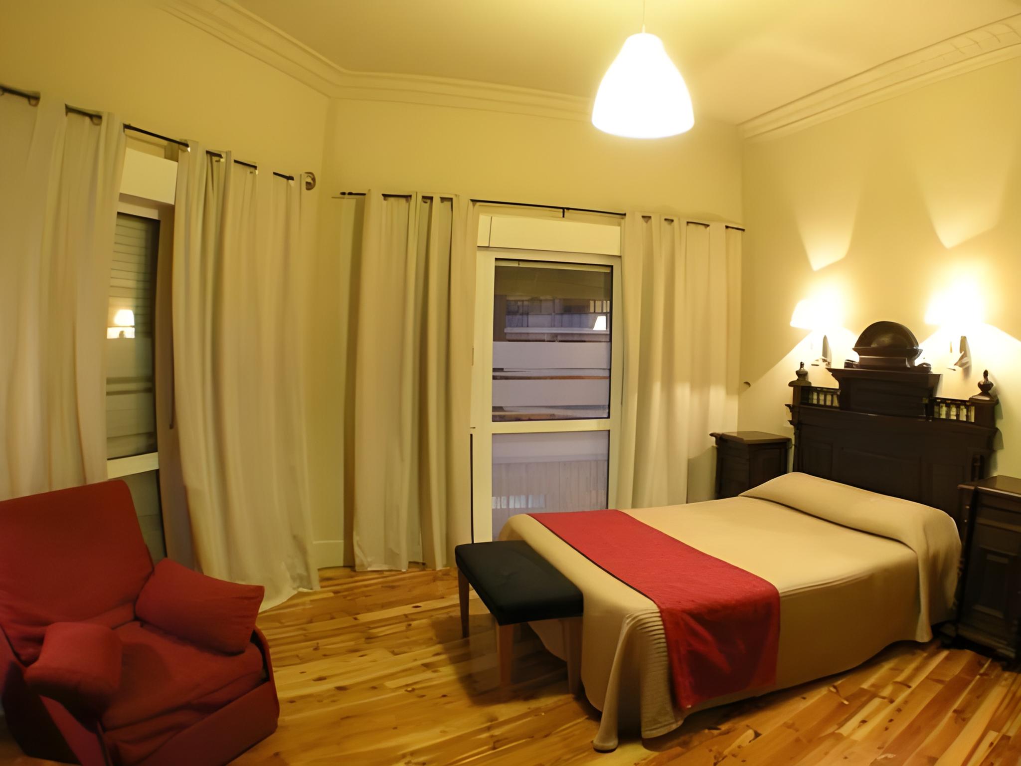 Hostal Canovas 10/16