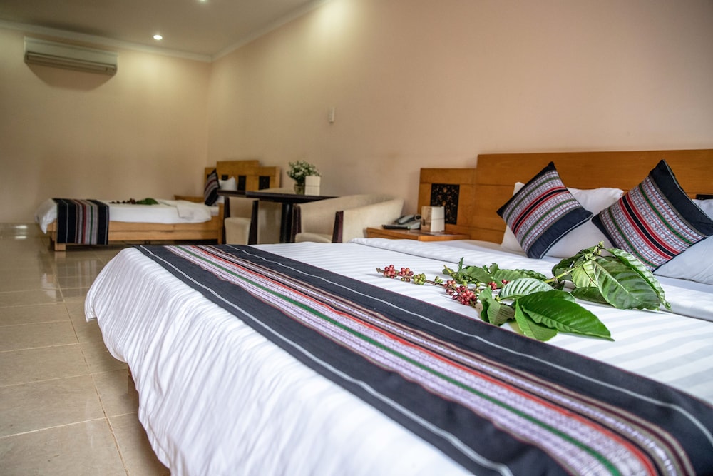 Trung Nguyen Coffee Resort 11/46