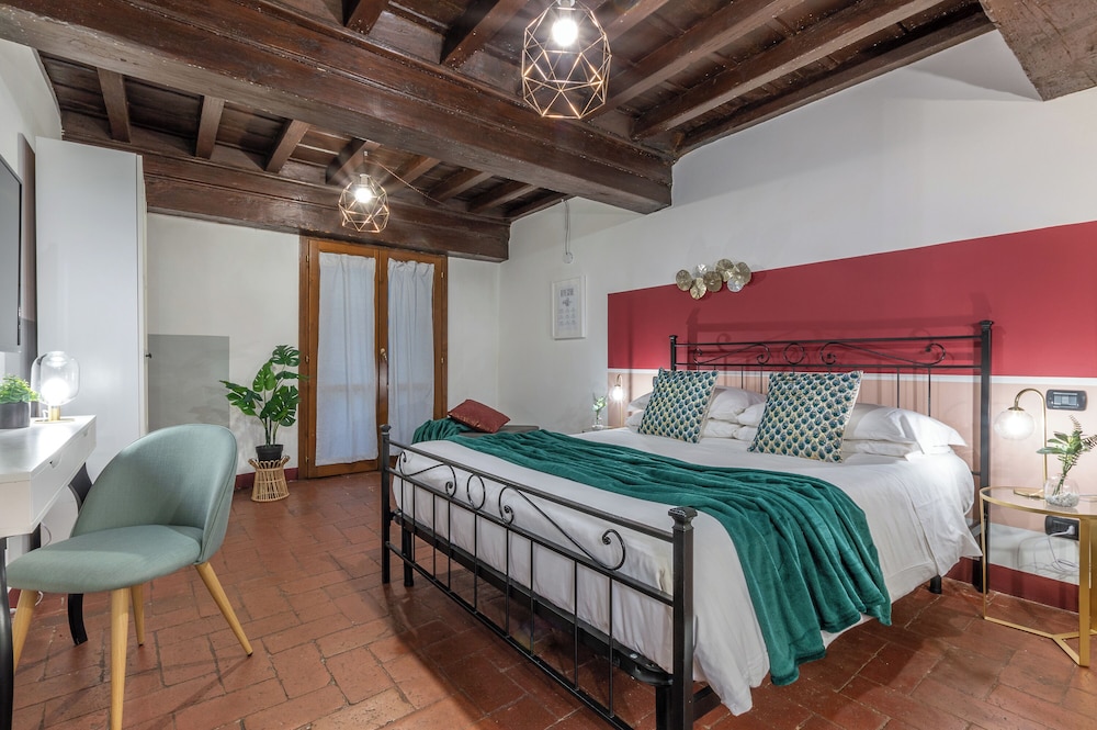 Wine Apartments Florence Ciliegiolo 10/42