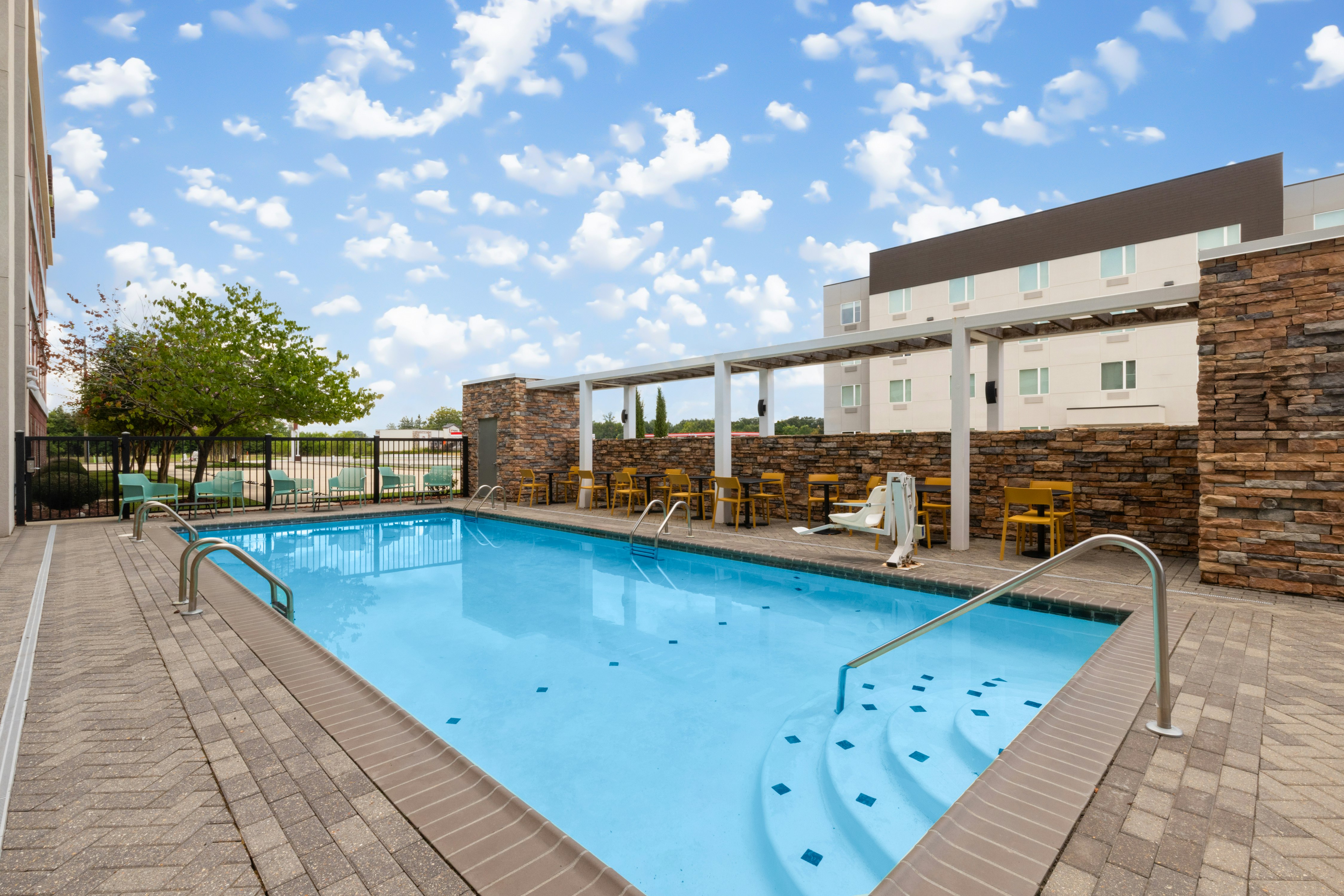 Home2 Suites By Hilton Gonzales 59/60