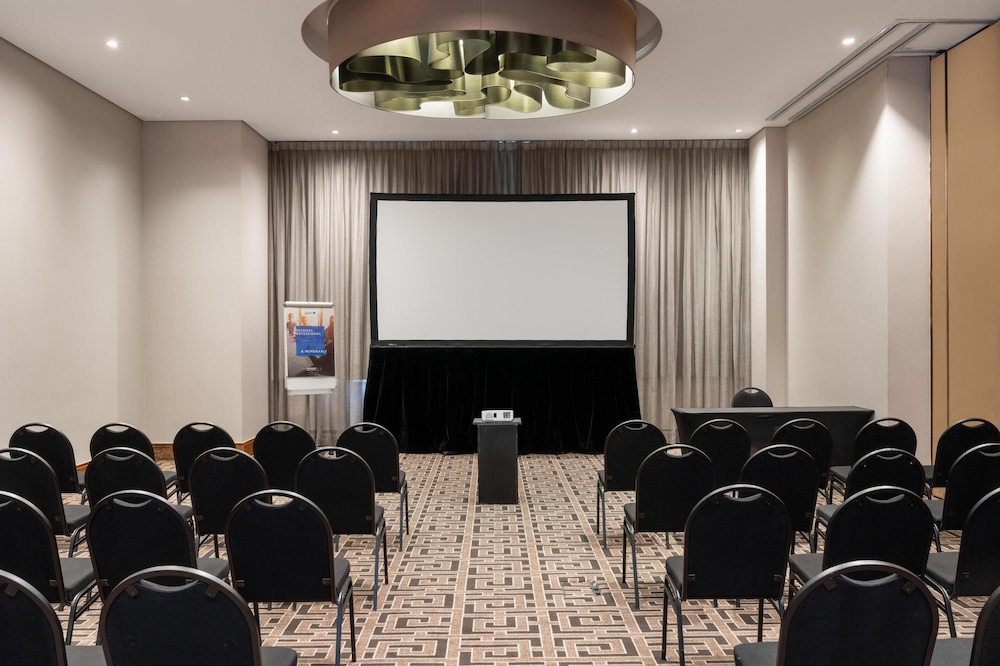 Radisson Blu Gautrain 67/79