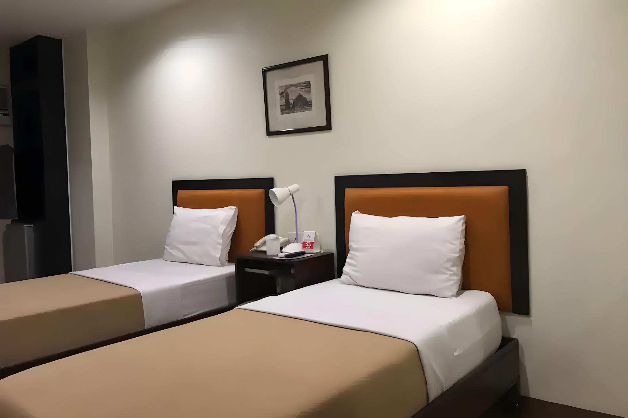 Asia Light Hotel 13/25