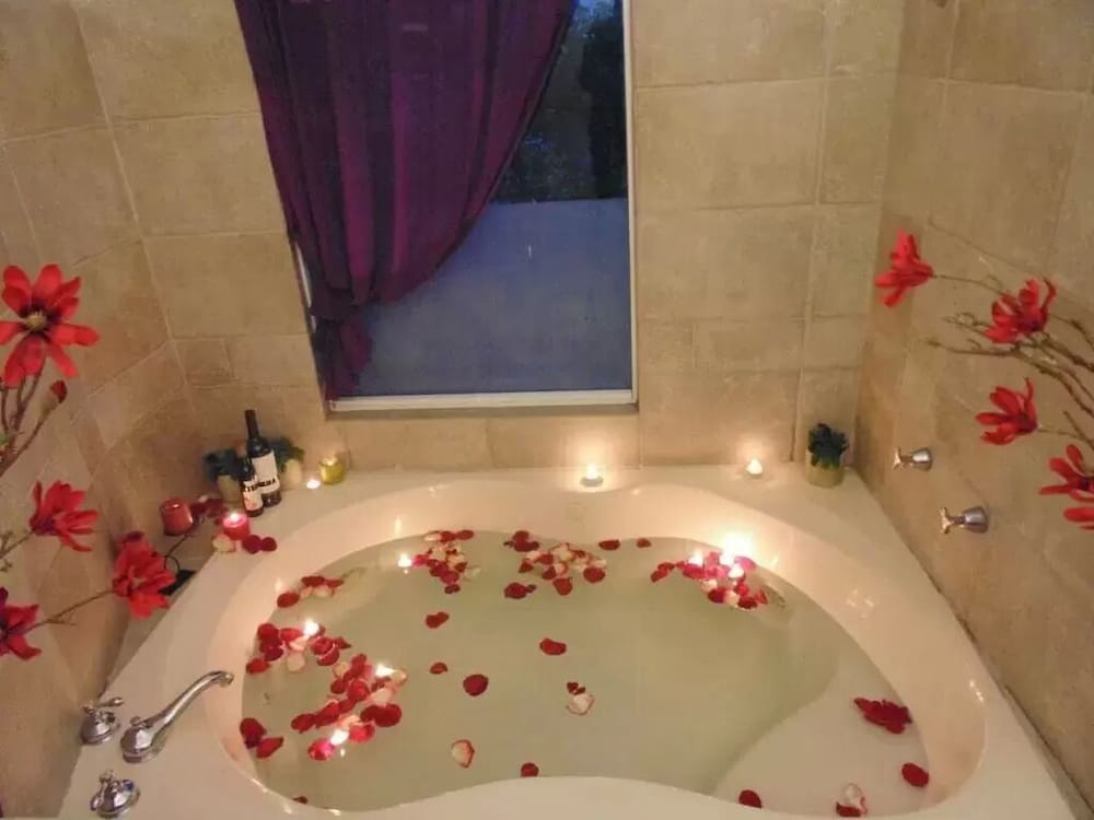 Satya Suites Hotel 8/50
