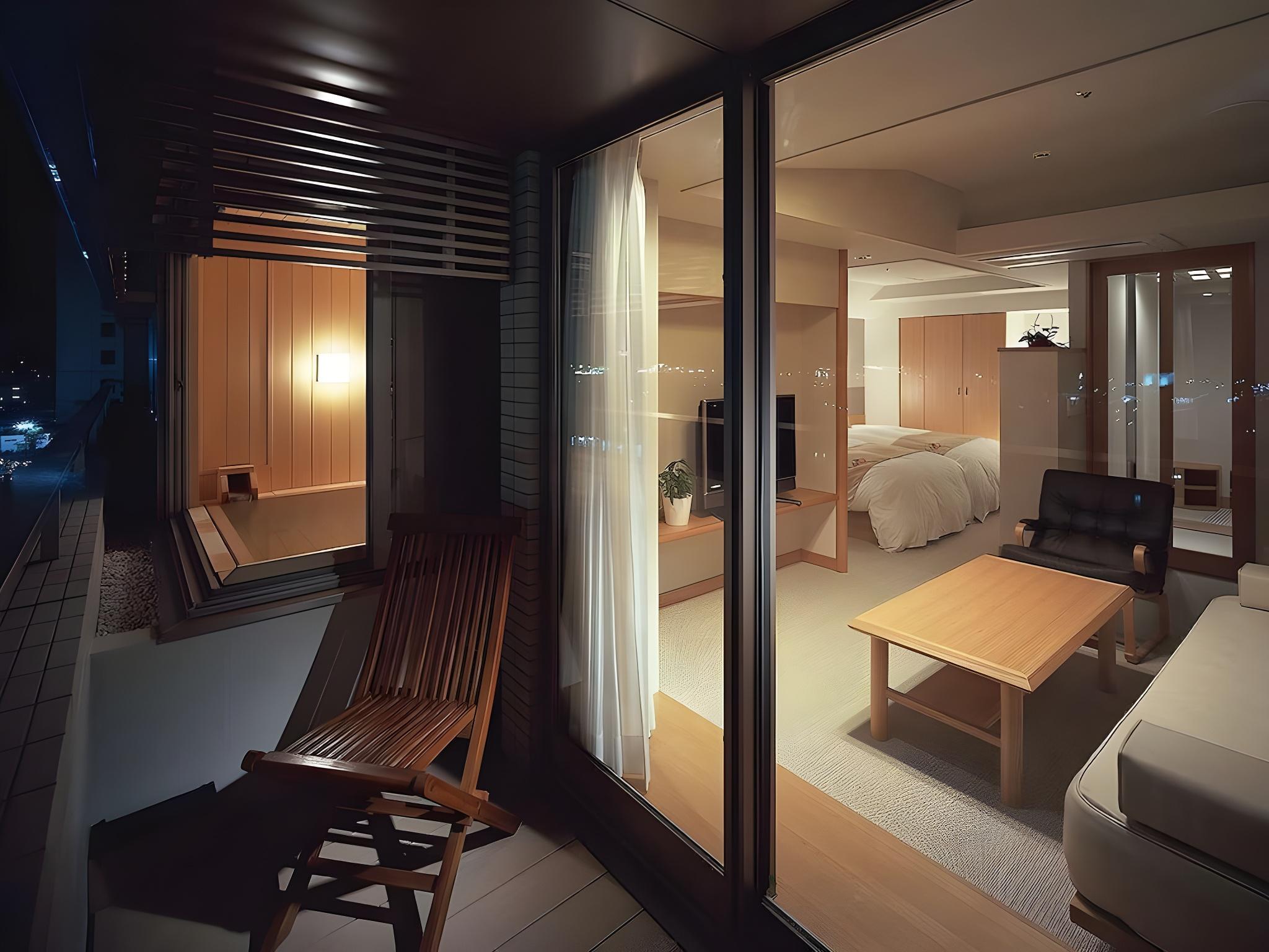 Room, Outdoor Bath
