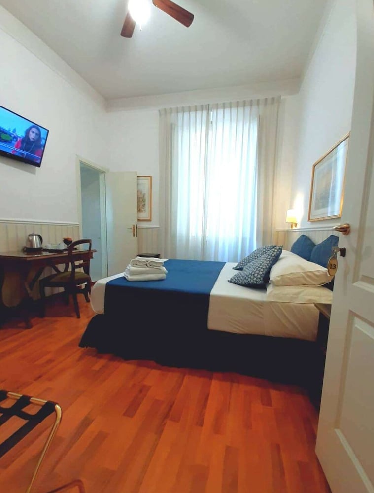 Hotel Porta Pia 34/49