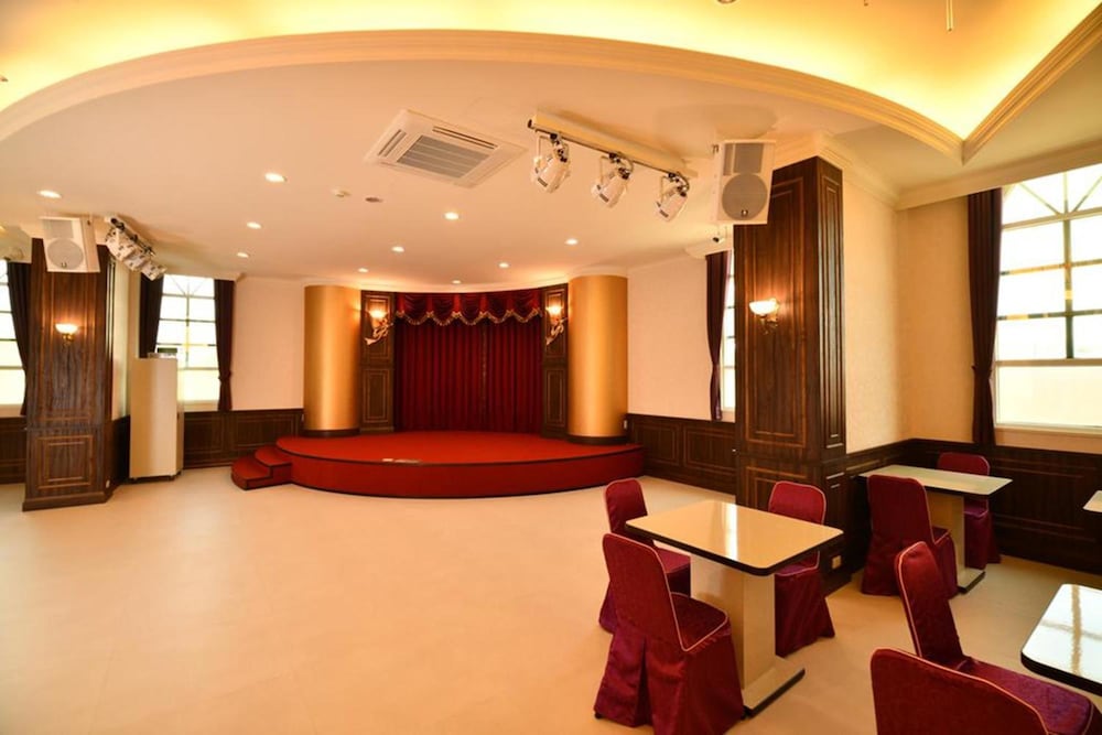 Chuan Cheng Castle Hotel 37/44