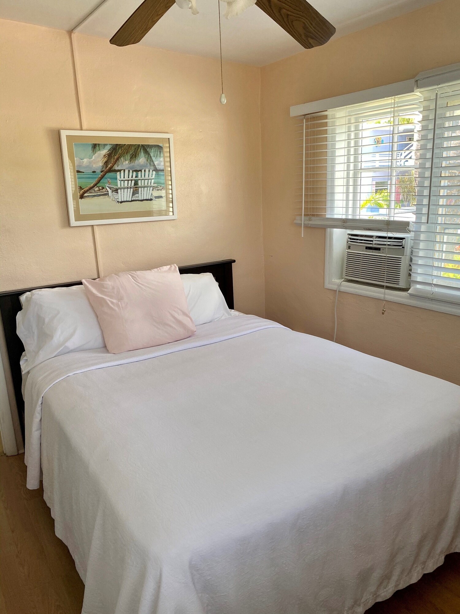 Family Suite, 2 Queen and Twin Beds, Resort View, Kitchen