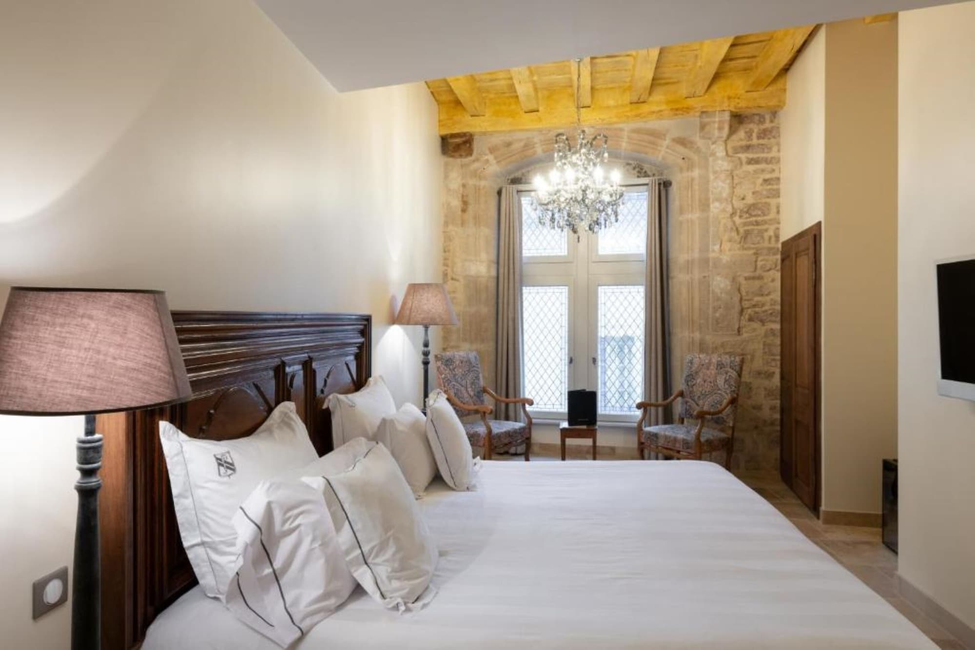 JUNIOR SUITE, KING BED
