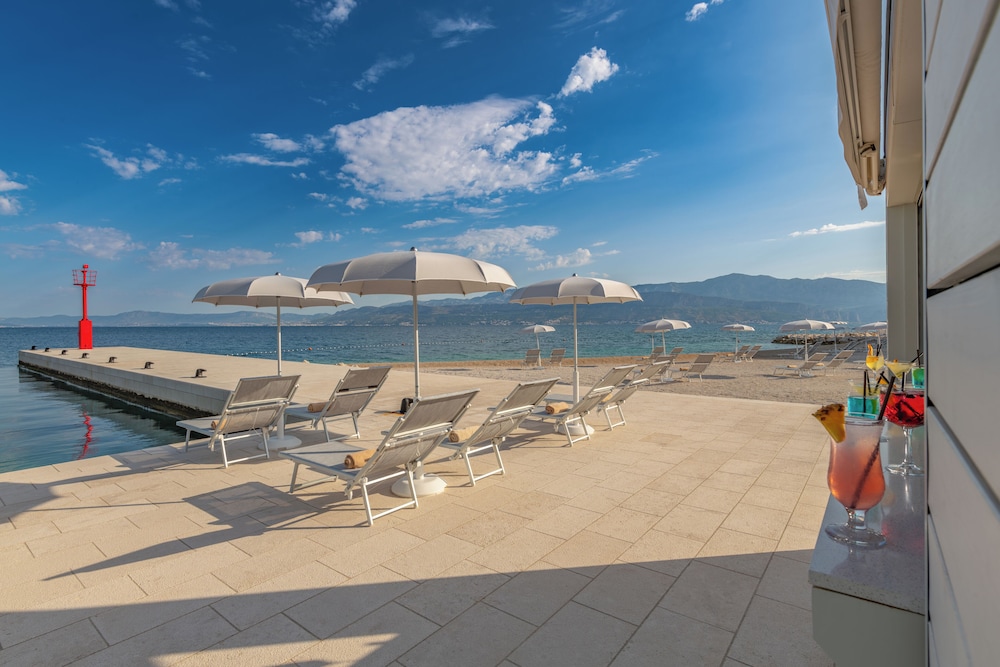 Grand Hotel View 77/86