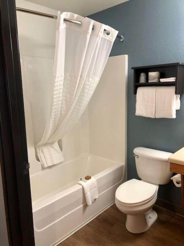 Extended Stay America Select Suites Panama City Callaway 45/47