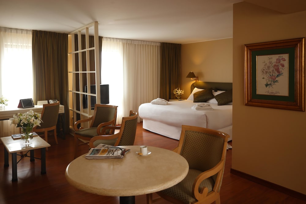Suites Del Bosque 51/73