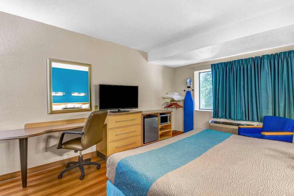 Motel6 Atlanta, GA - Downtown 46/57