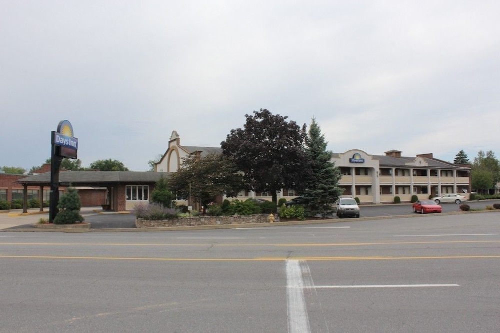 Aderi Hotel Near Bucknell University 26/32