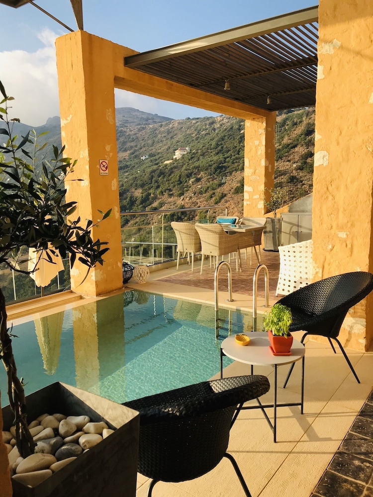 Ravdoucha Epavlis - Villa Athina 20/50
