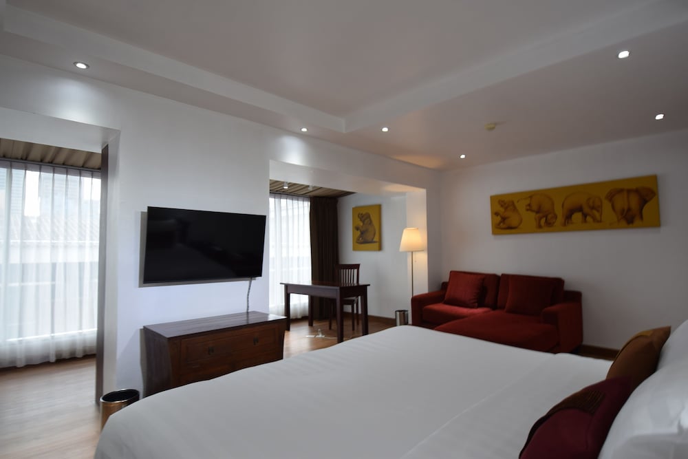جناح فاخر بسرير كينج، Le Siam Hotel 3/4