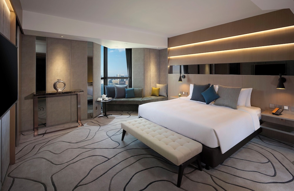Plus, Premier, Deluxe, Executive, King Bed