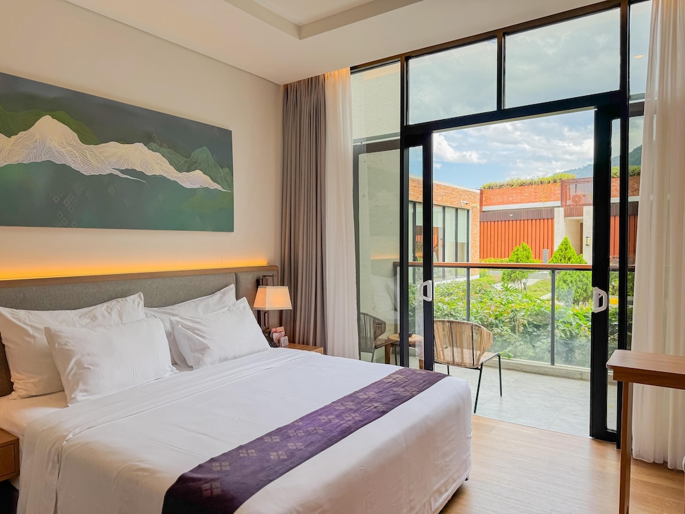 Garden, Deluxe, King Bed, Terrace