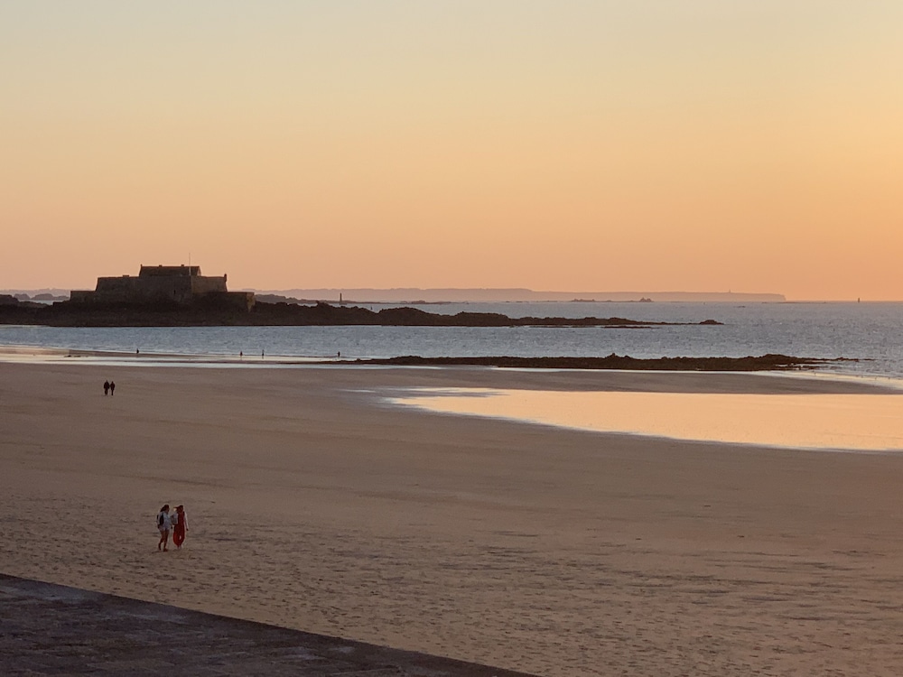 Kyriad Saint Malo Centre Plage 38/50